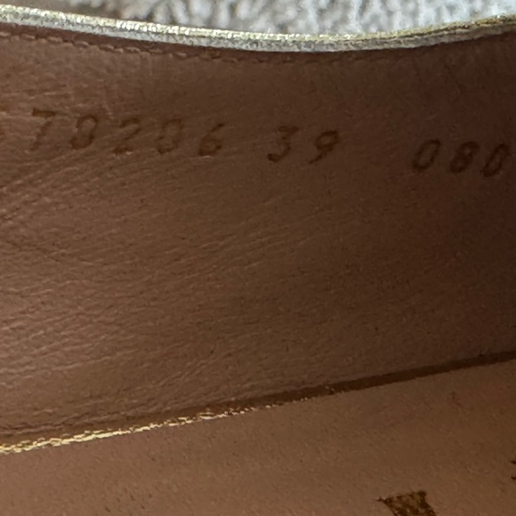 Gucci Patent Leather Crystal Embellishment Flats - Picture 4 of 5